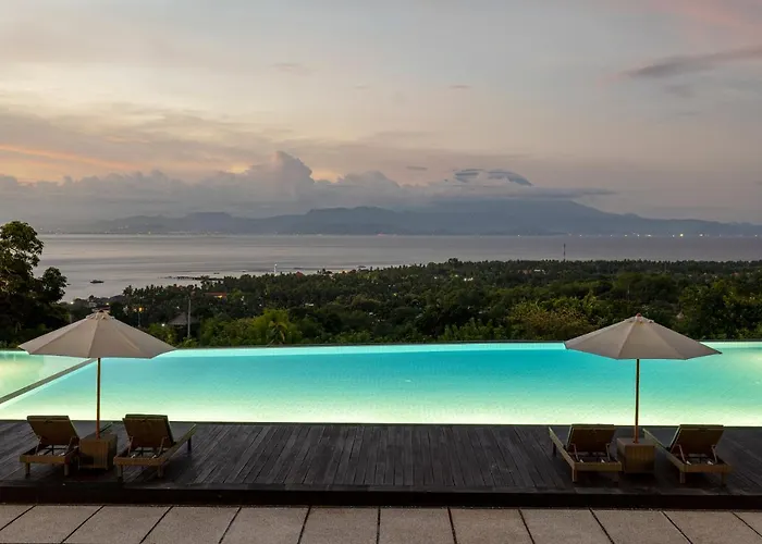 Semabu Hills Nusa Penida ホテル 4*