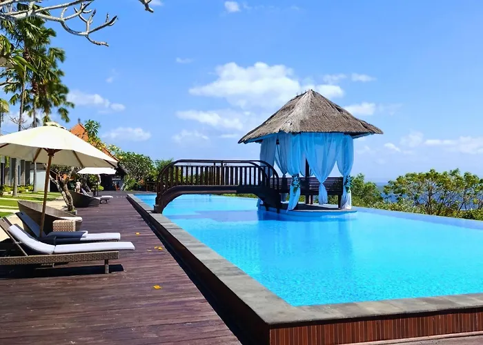 Semabu Hills Nusa Penida ホテル 4*