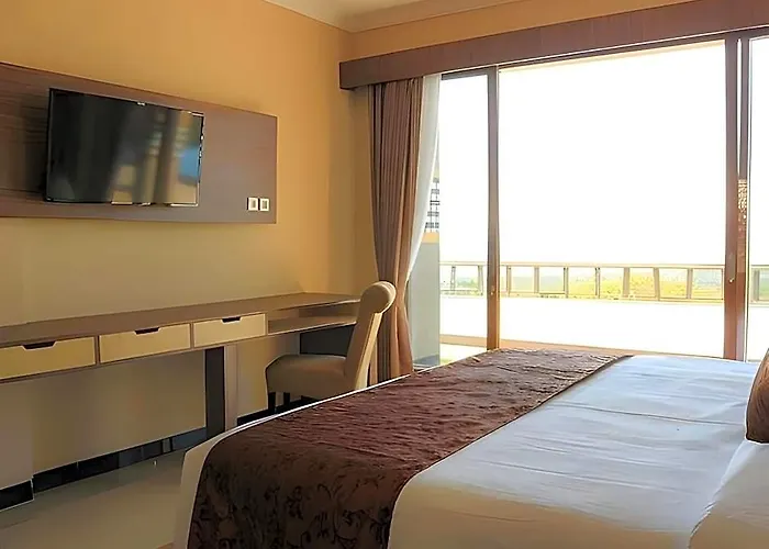 Semabu Hills Nusa Penida ホテル 4*